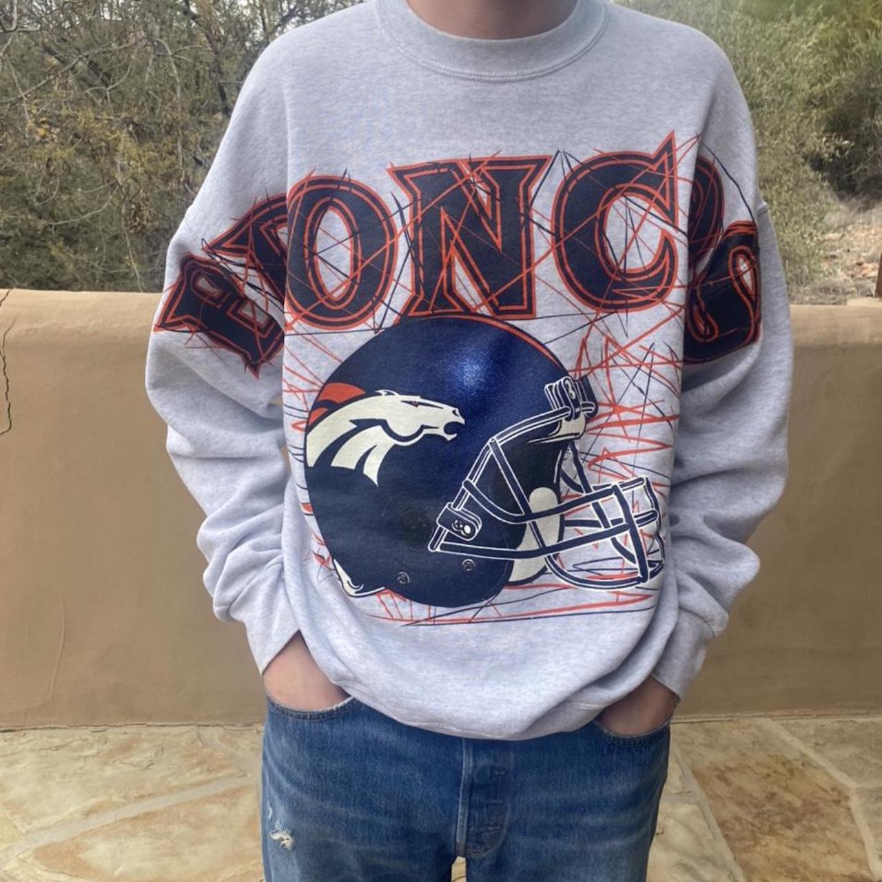 Men's Denver Broncos Graphic Crew Sweatshirt