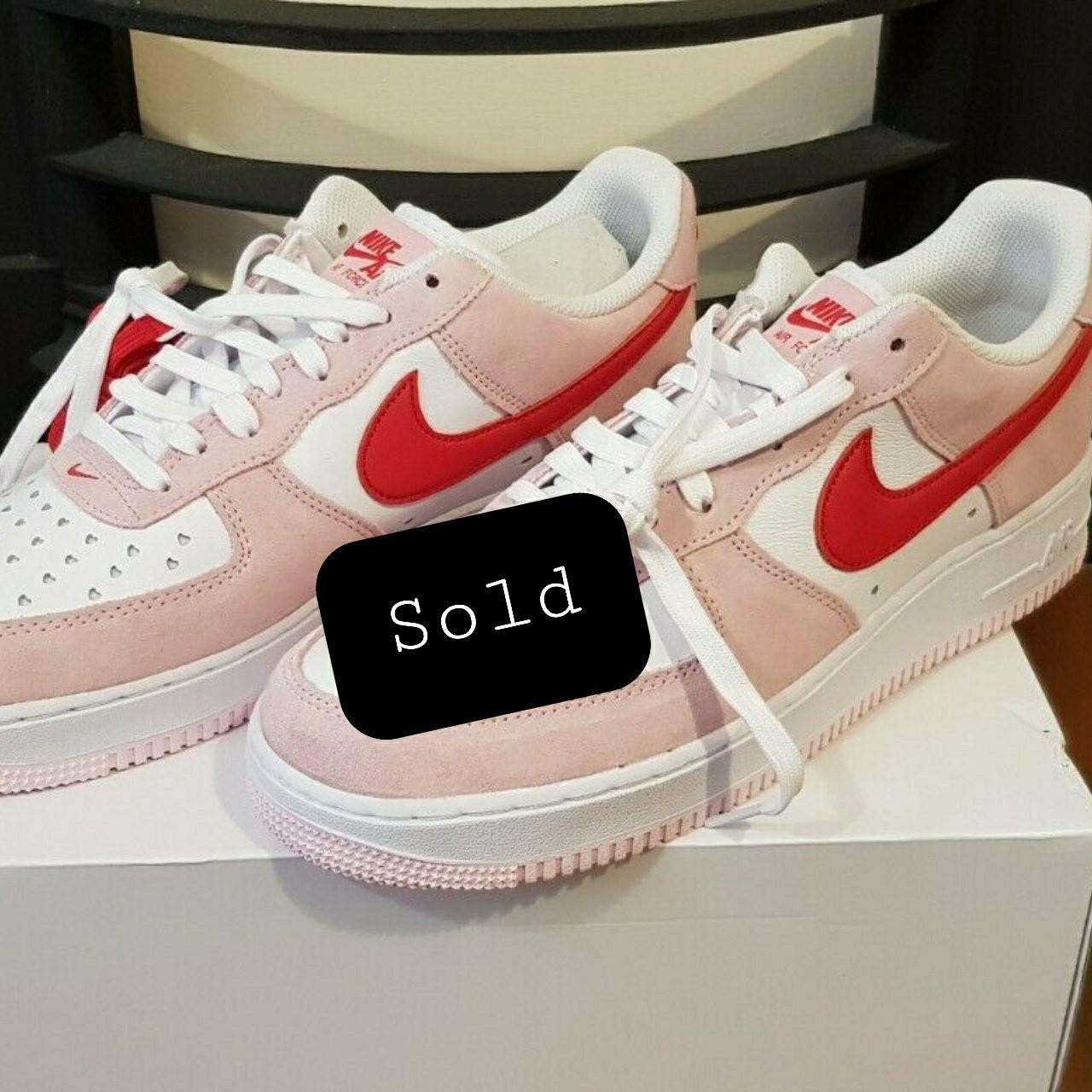 Nike air force 1 '07 heart trainers best sale