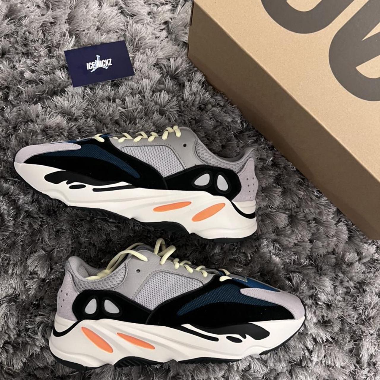 yeezy 700 waverunner sizing
