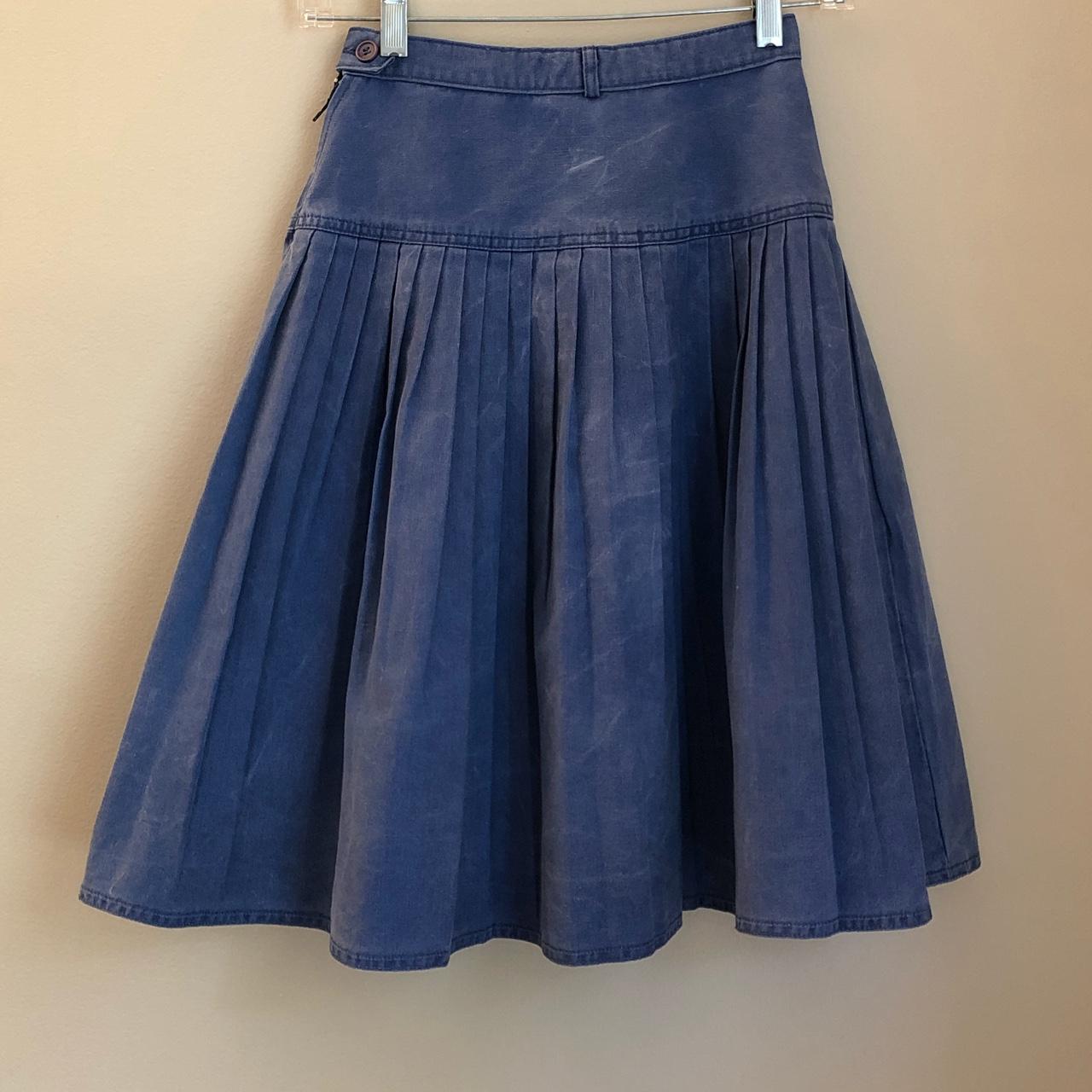 American Vintage Women's Blue Skirt | Depop