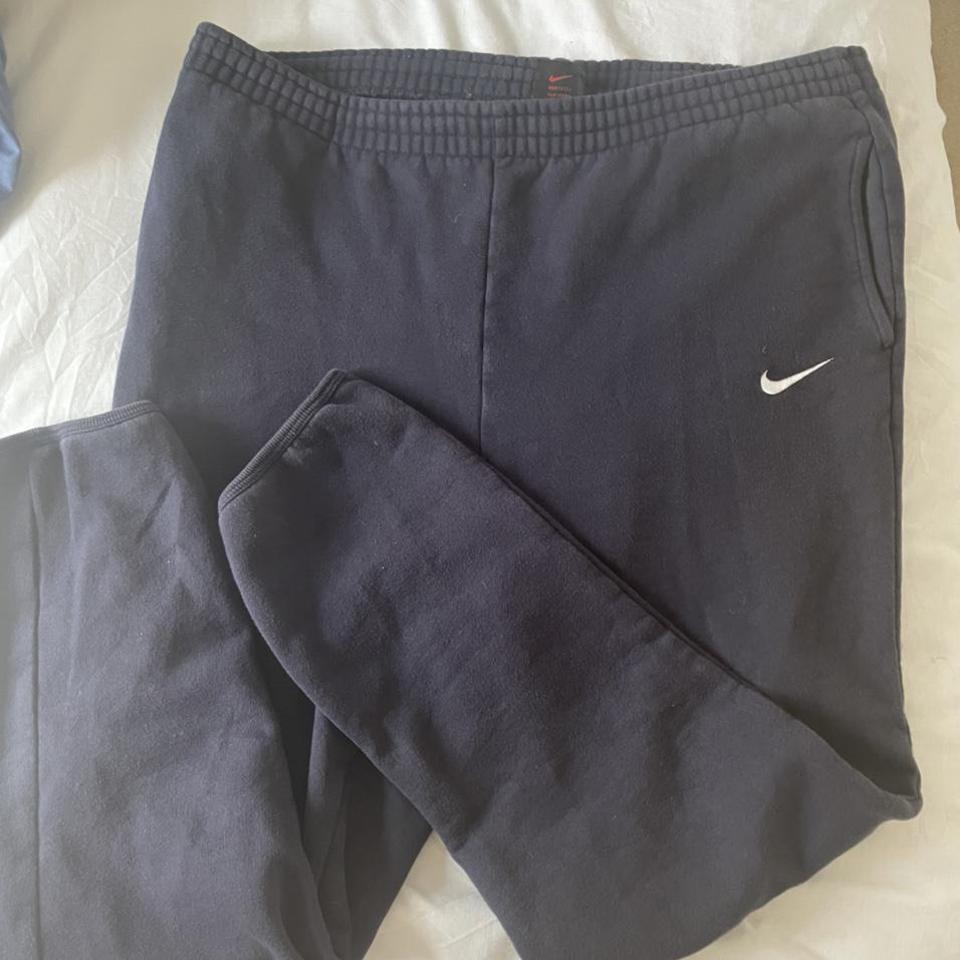 Nike Vintage Gym Sweats • size small • heather grey - Depop