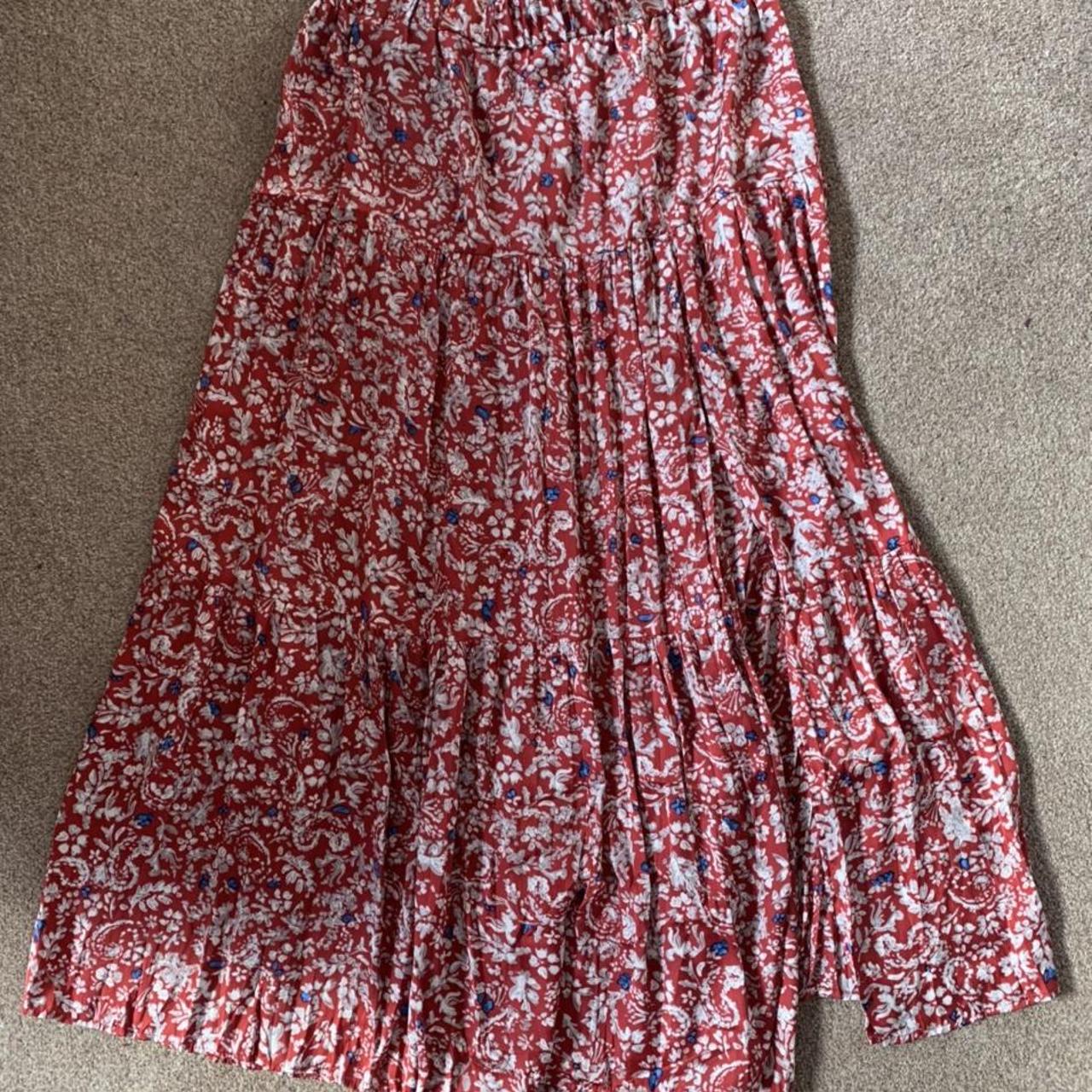 gorgeous red floral maxi skirt with a slit... - Depop