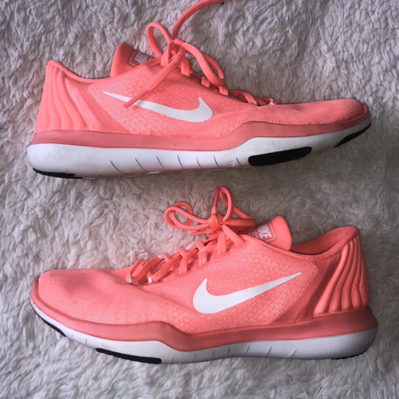 Nike Women's Trainers | Depop