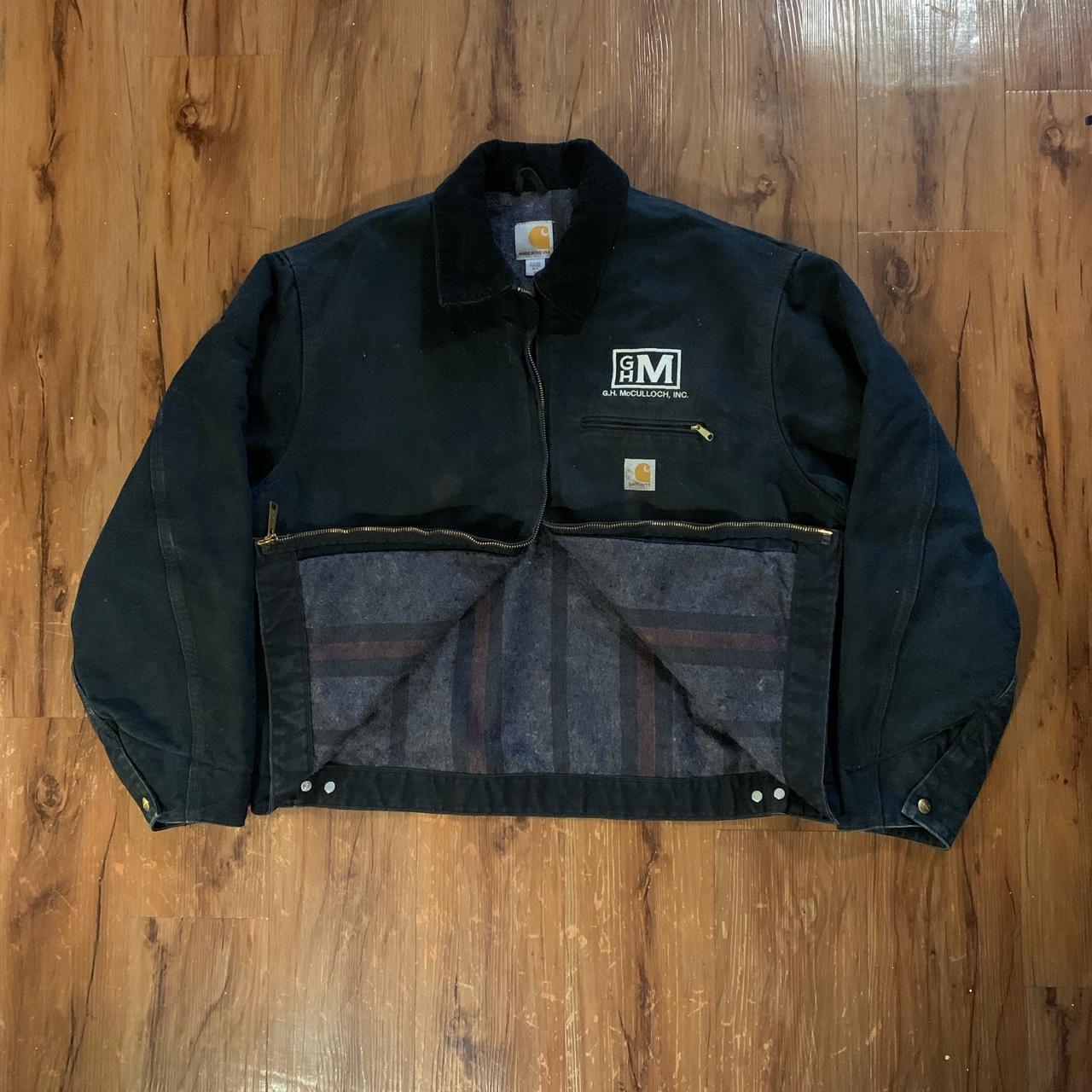 Product Image 4 - carhartt detroit jacket
there are some