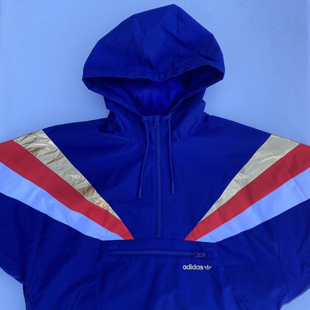 Adidas fontanka jacket gold hotsell