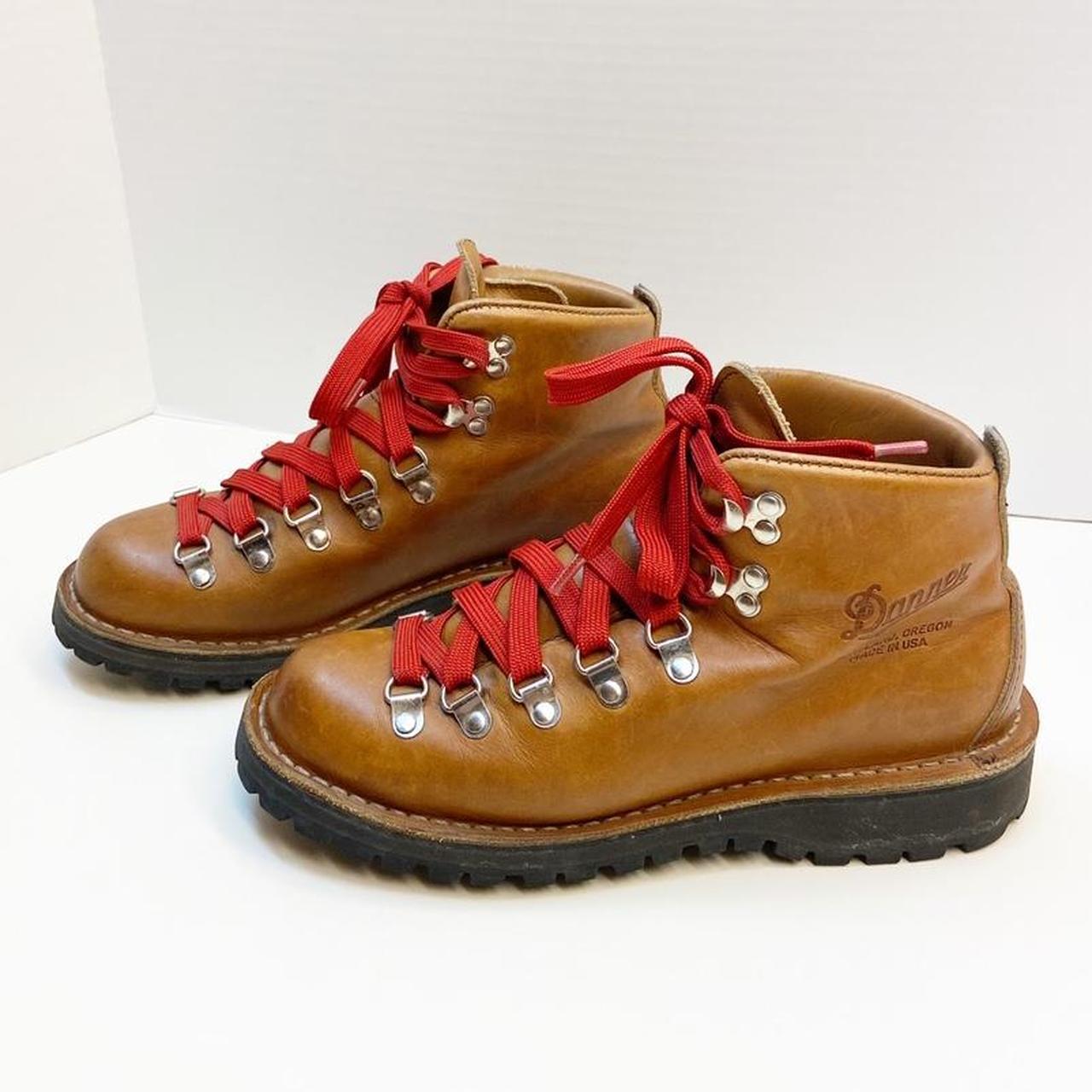 Danner Mountain Light Cascade Clovis Gore Tex Brown Depop