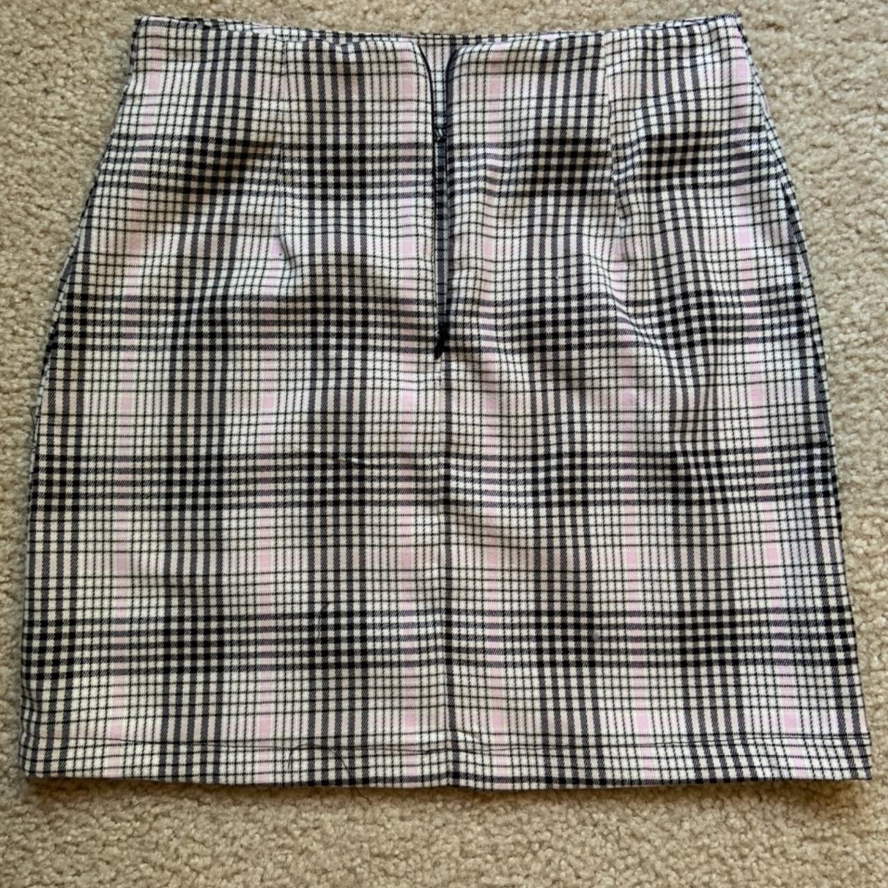 wild fable pink plaid skirt purchased for... - Depop