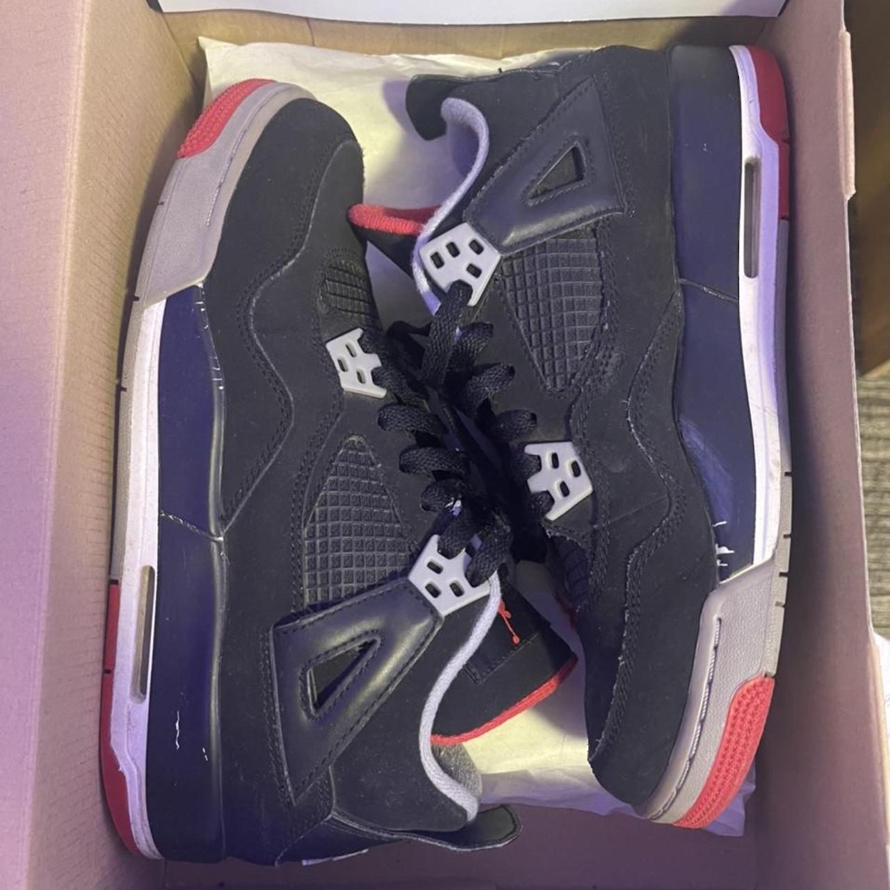 Air Jordan Retro Bred 4s size 6.5Y 8 8.5 in