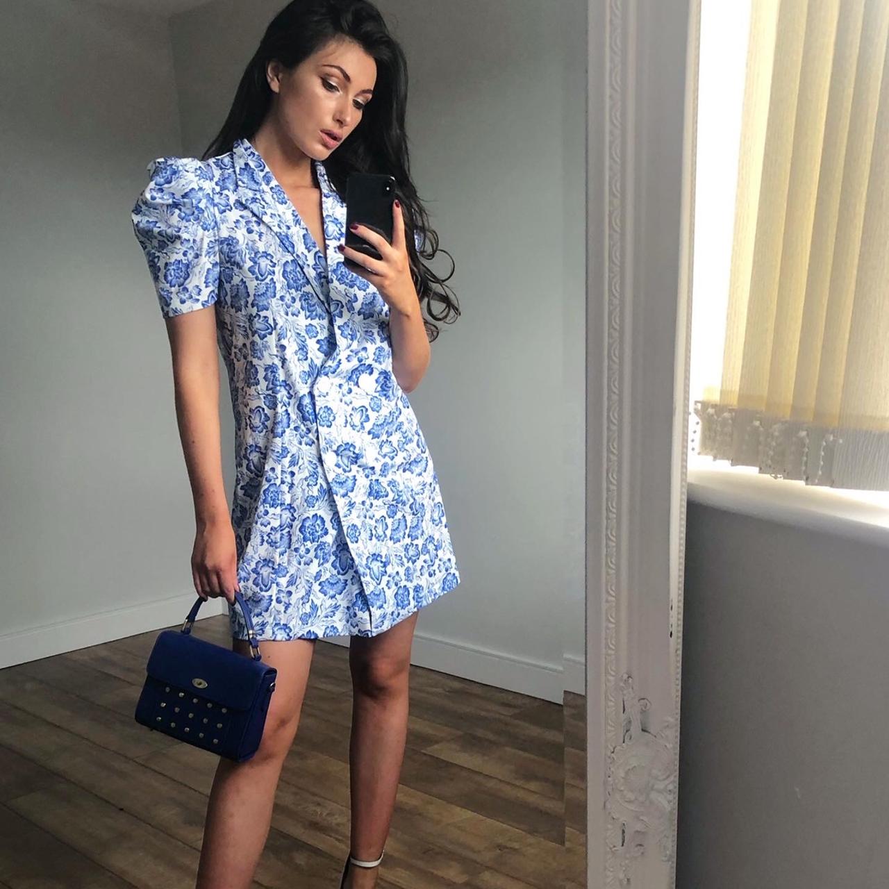 Lorna Luxe - In The Style - Practically Perfect - Depop