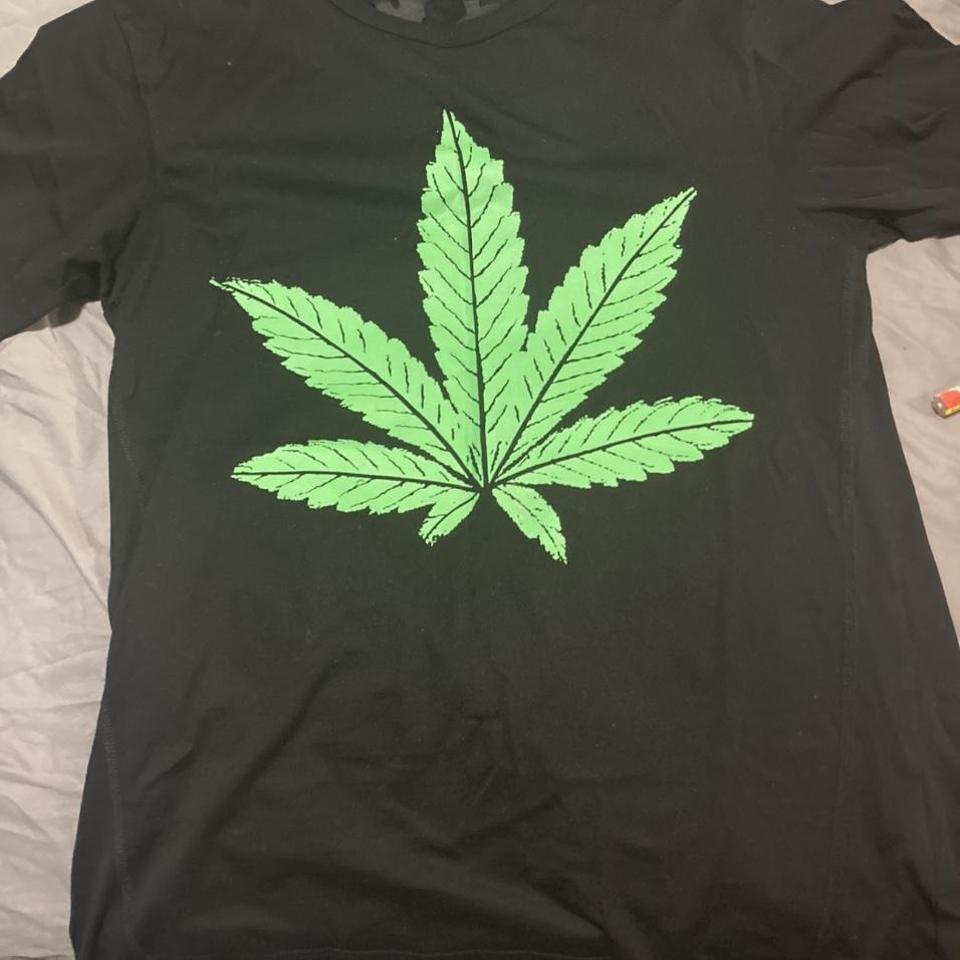 Vlone Weed T-Shirt Small - Depop