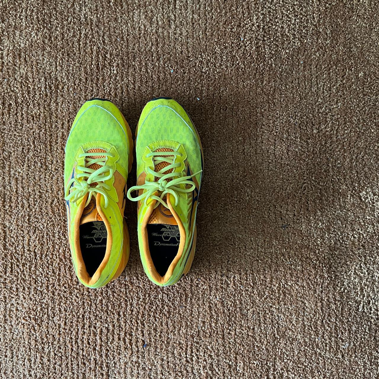 Mizuno Women's Yellow and Orange Trainers | Depop