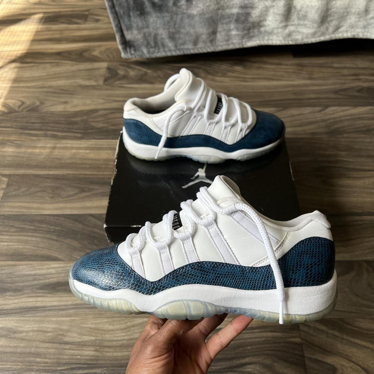 Used 2019 Jordan 11 Retro Low GS ‘Navy