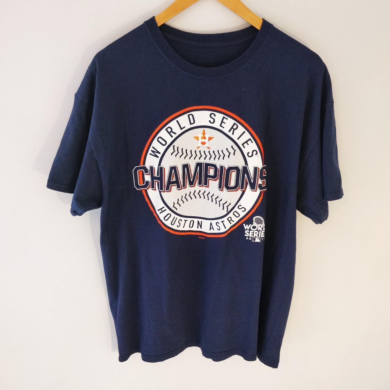 Champion Men's Navy T-shirt | Depop