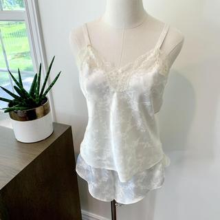 Vintage Cacique Lingerie two piece lace nightwear - Depop