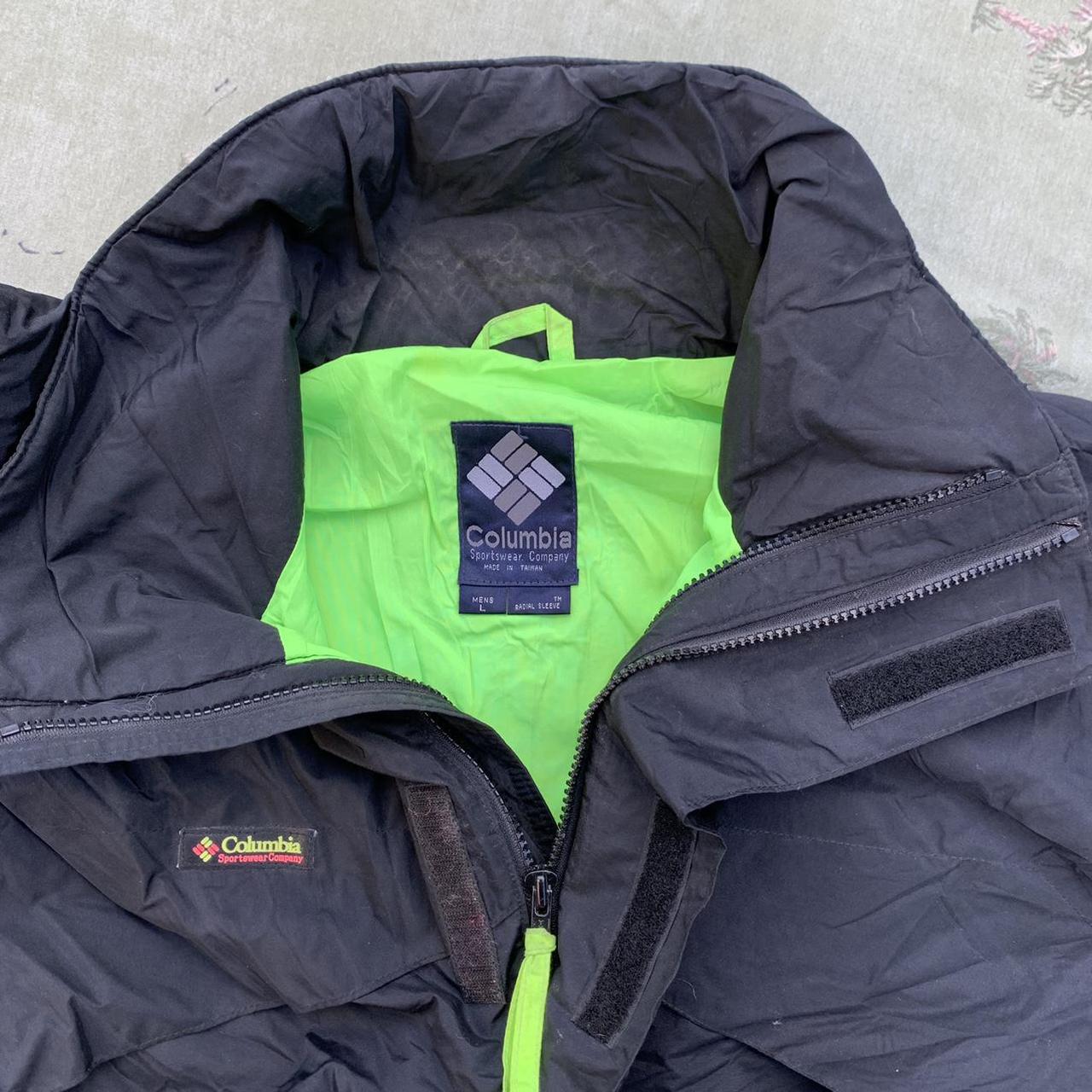 Columbia Sportswear Men's Black and Green Jacket | Depop