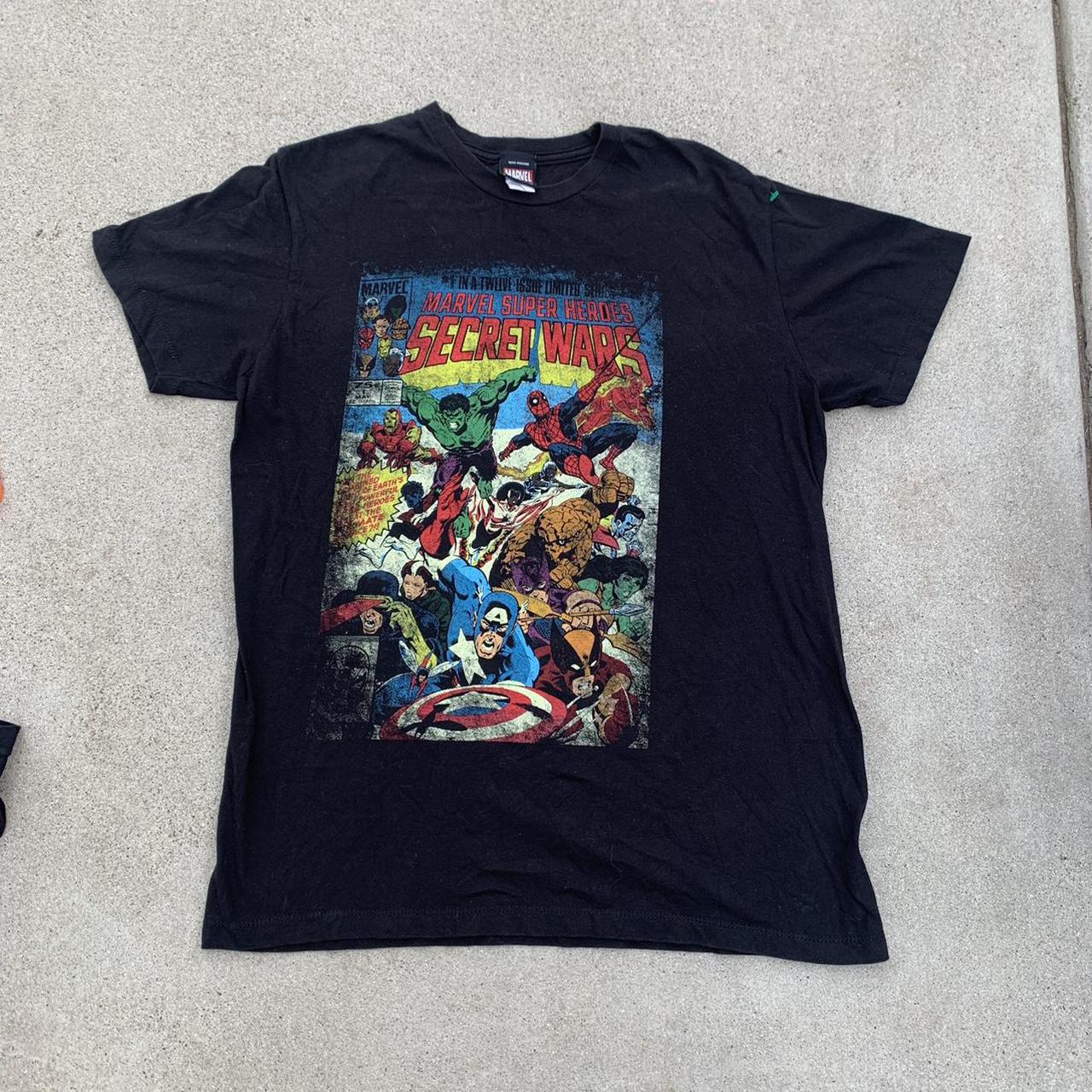 vintage marvel graphic tee super heroes secret war... - Depop