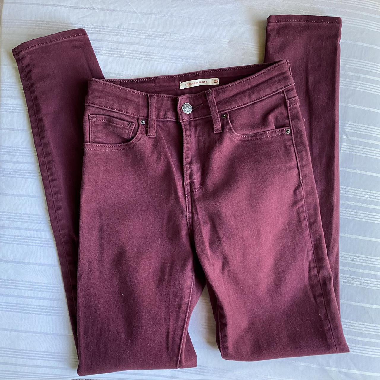 Levi's Women's Burgundy Jeans | Depop