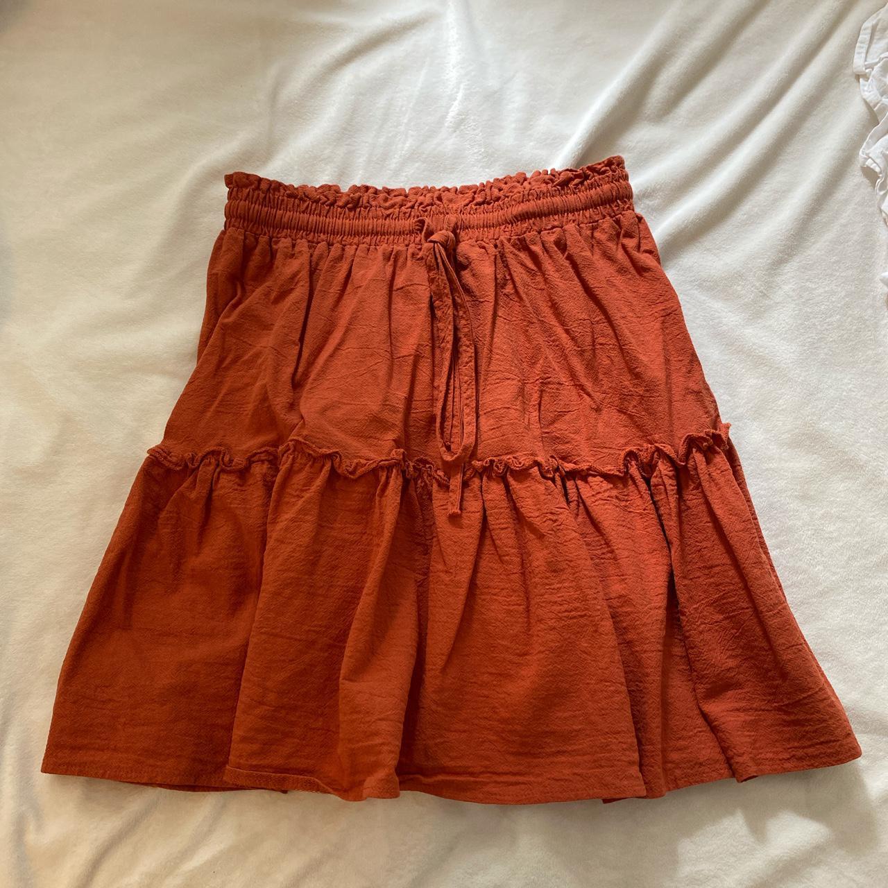 Red flowy skirt Never worn Perfect condition - Depop