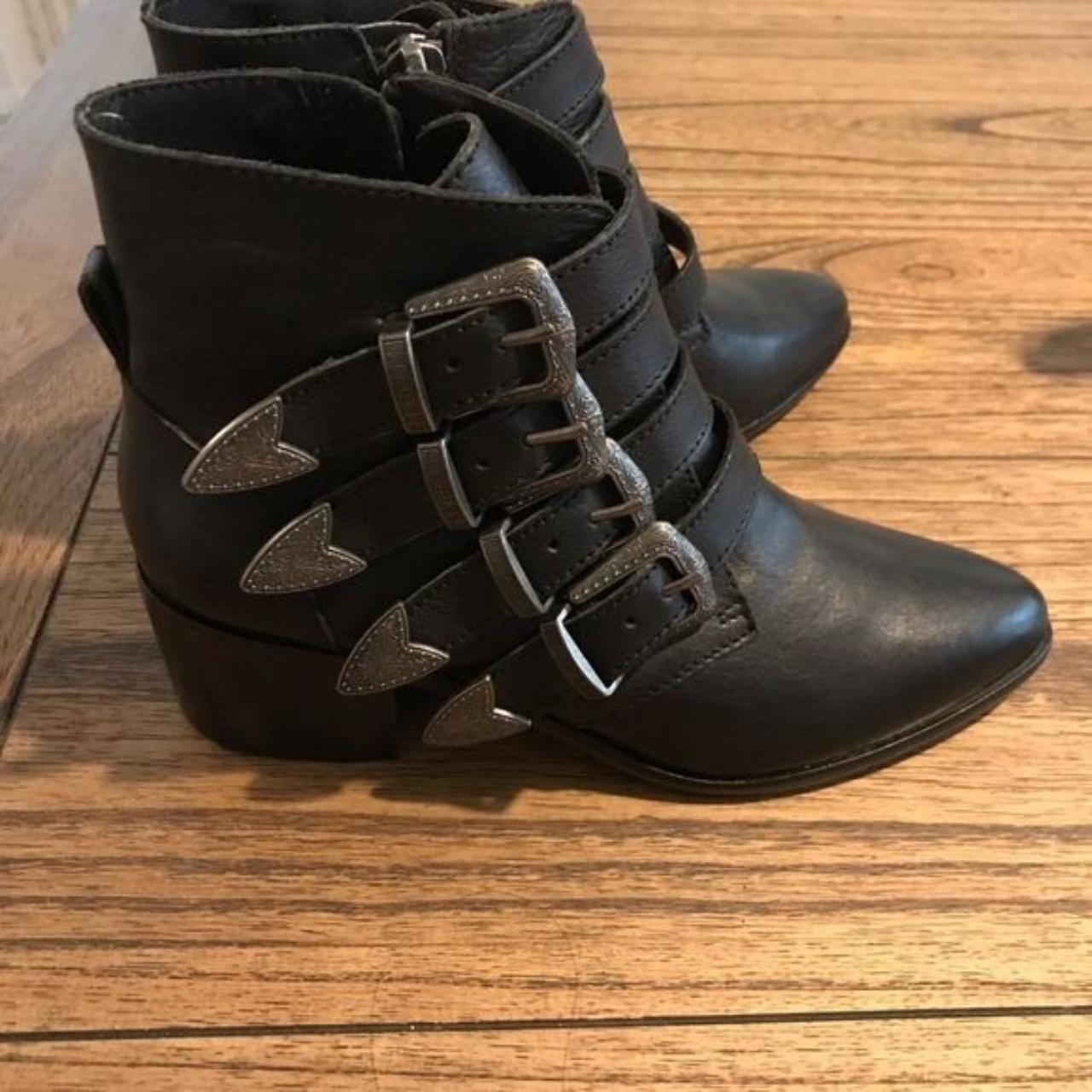 Steve Madden Billey booties Depop