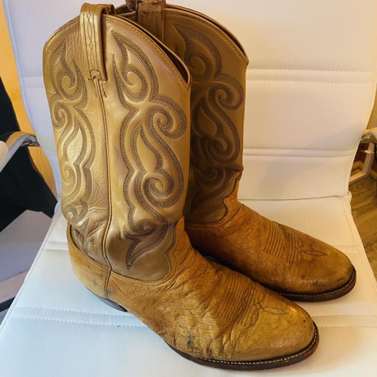 Cats paw cowboy boots! Doesn’t say the size but I’d... Depop