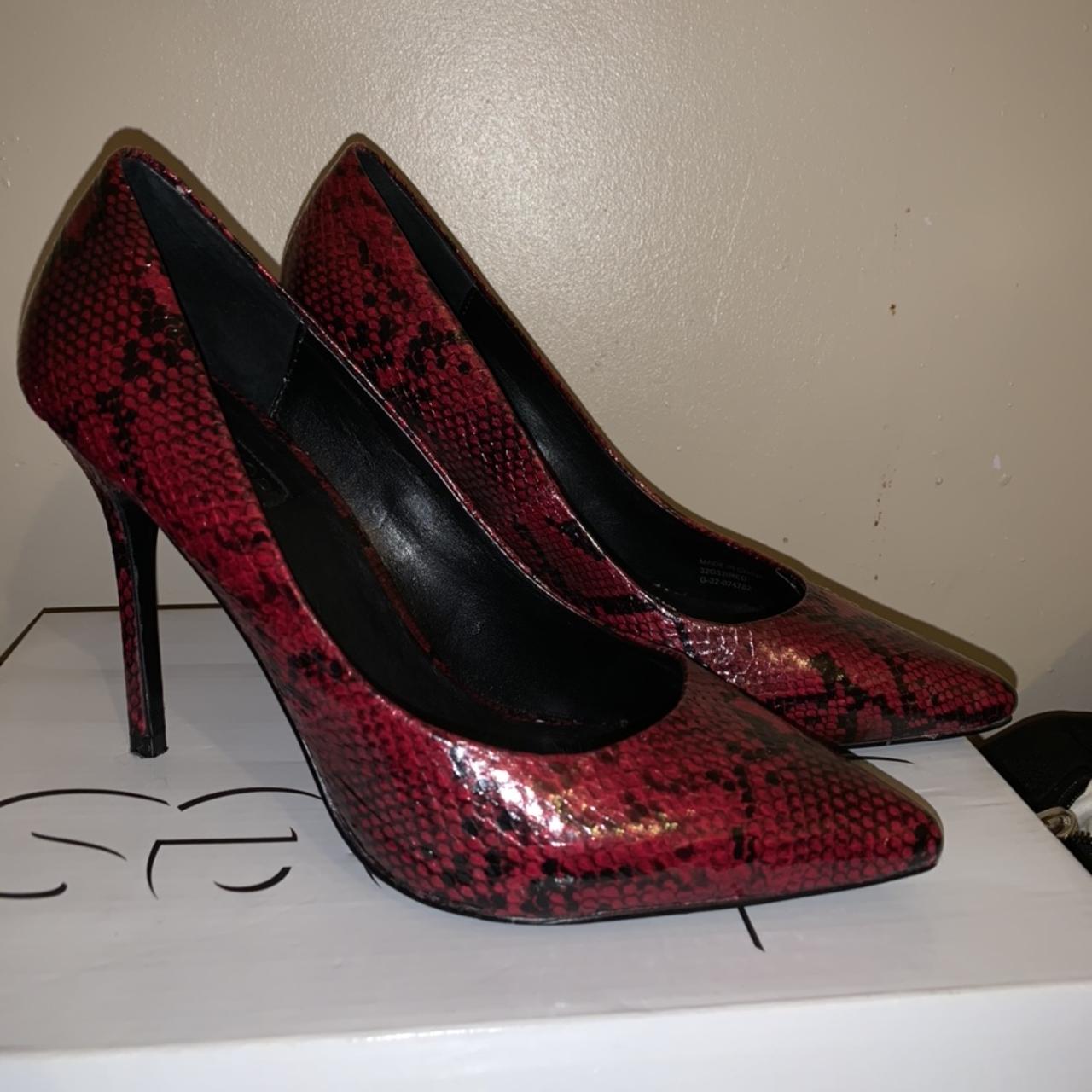 Burgundy sales snakeskin heels