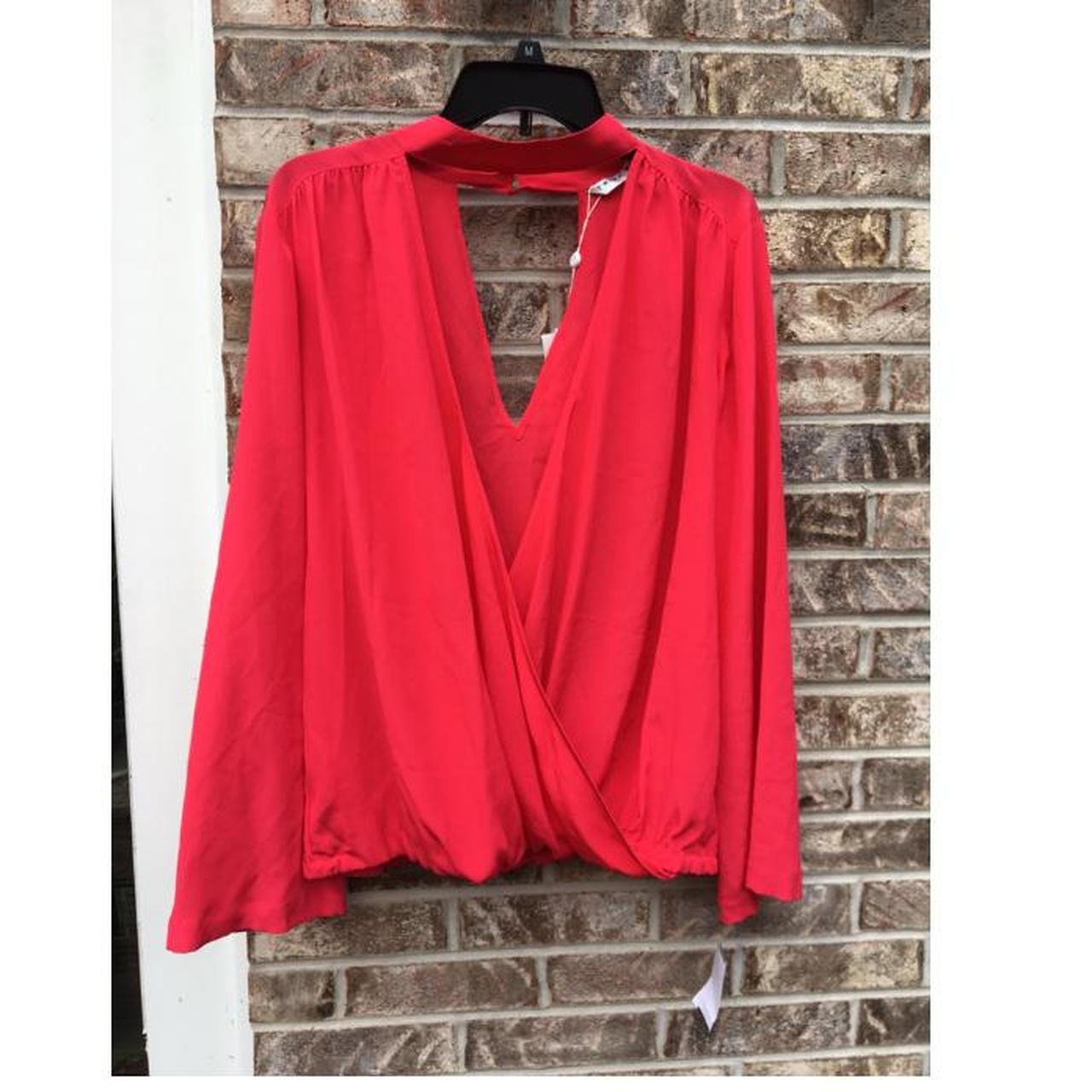 Product Image 1 - Hot pink/cherry draped top
Long sleeves
Plunging