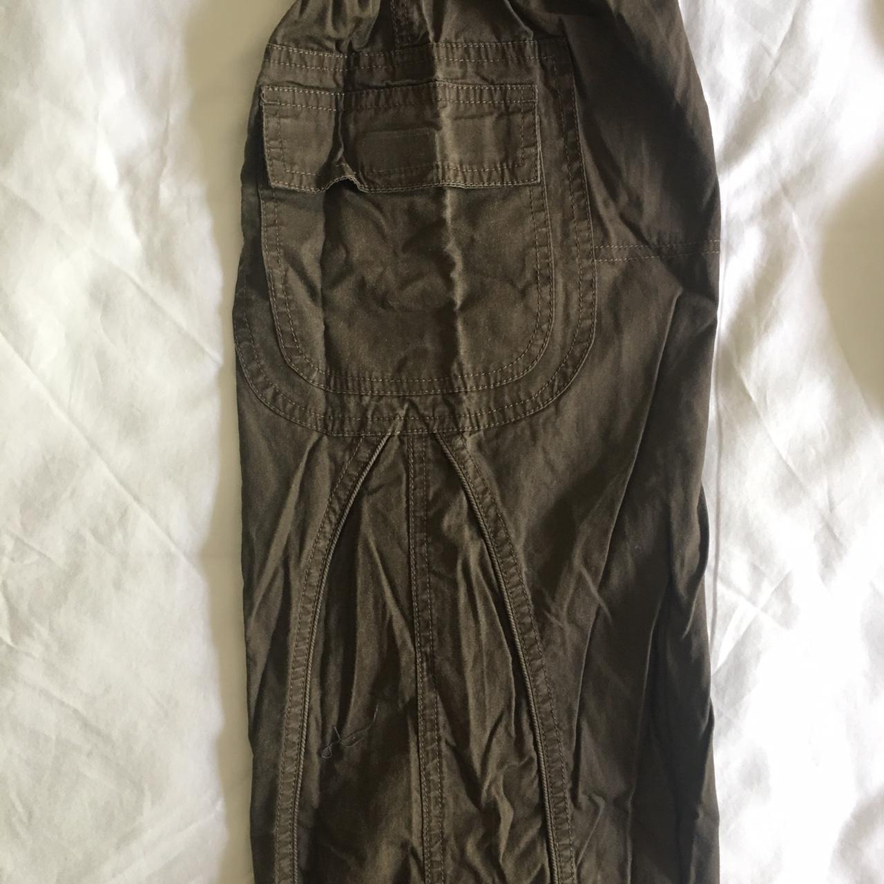 chocolate brown cargo pants with side pocket and... - Depop