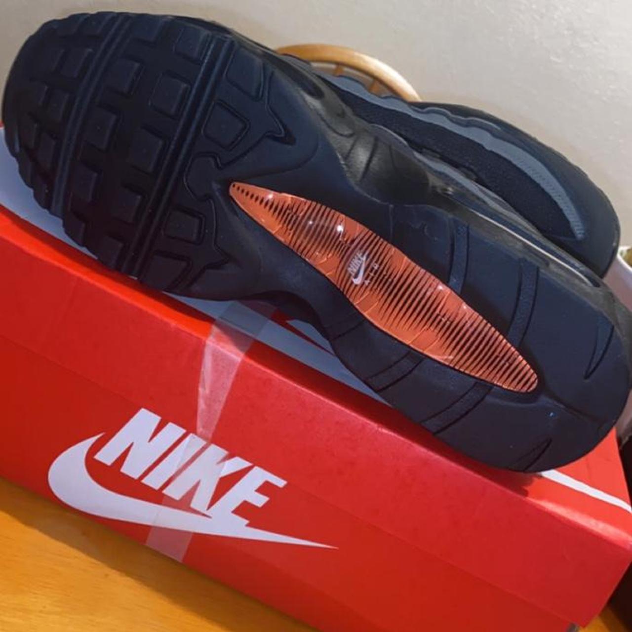 black and orange 95s