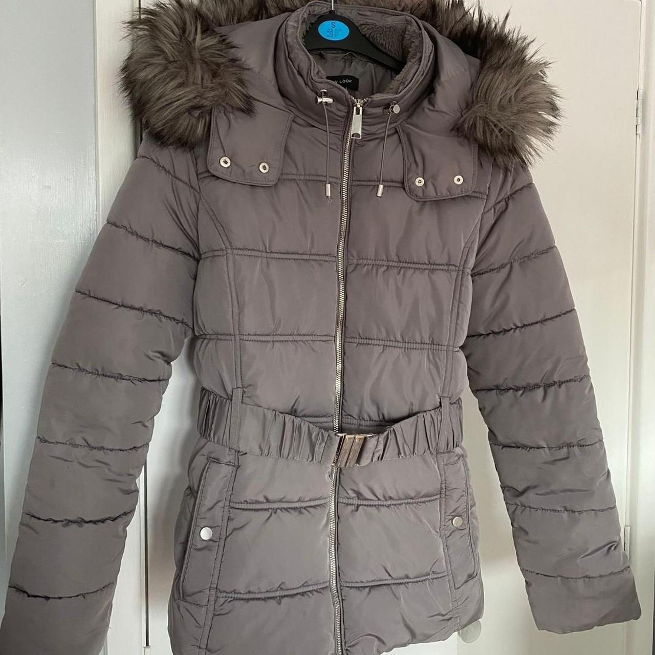 New Look grey belted puffer coat with faux fur... - Depop