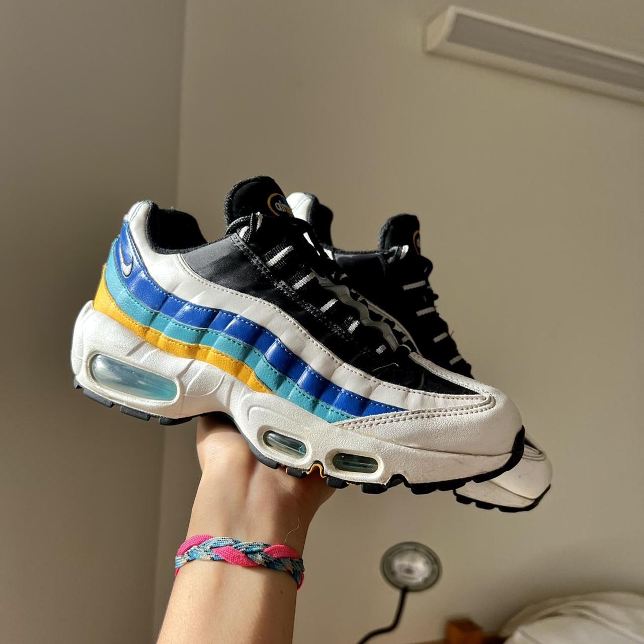 blue 95s nike