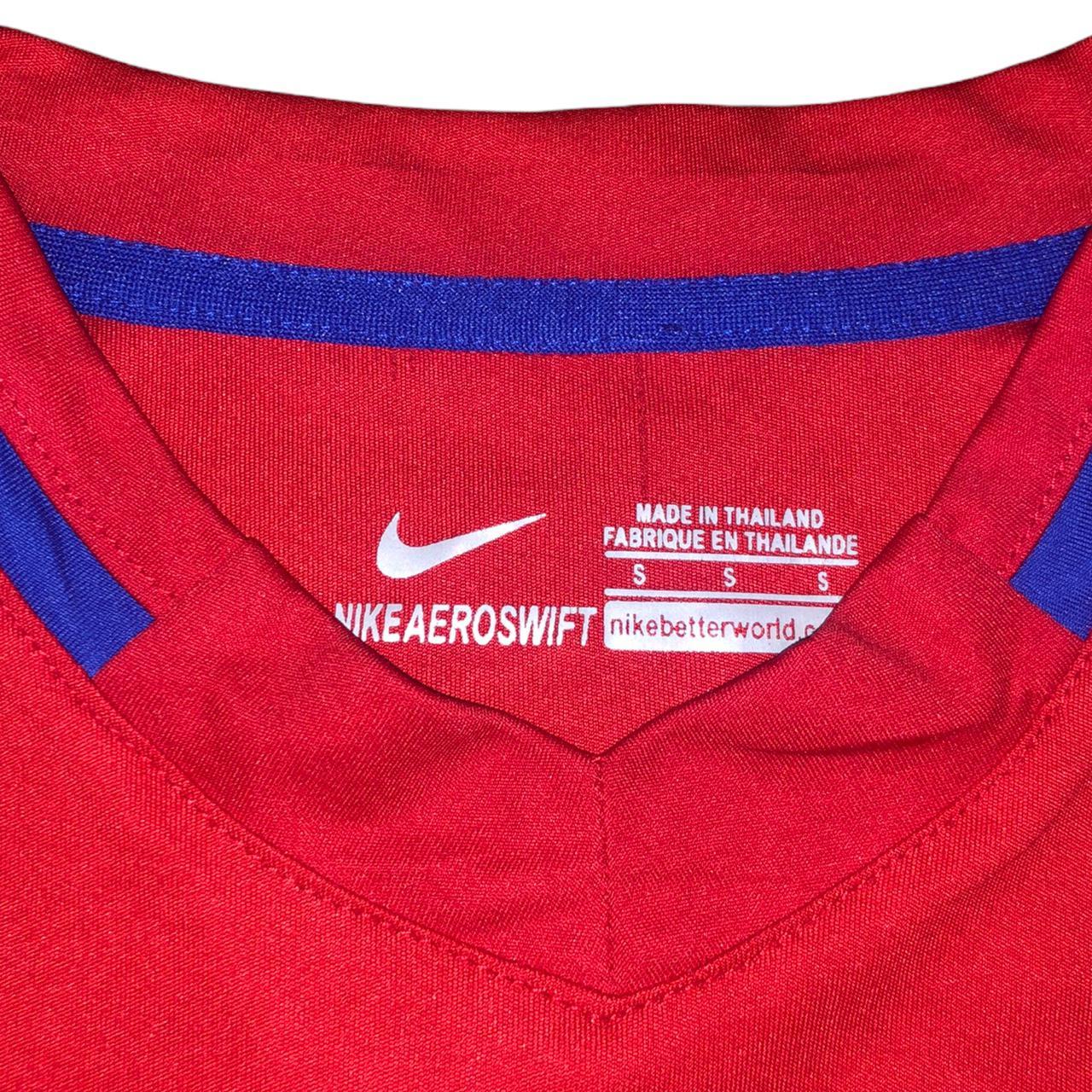 Nike Men's Red T-shirt (3)