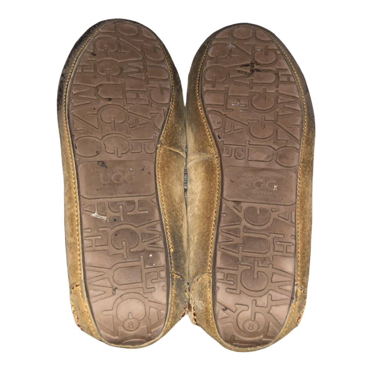 Product Image 4 - UGG Women's Dakota Moccasin Slippers
Size: