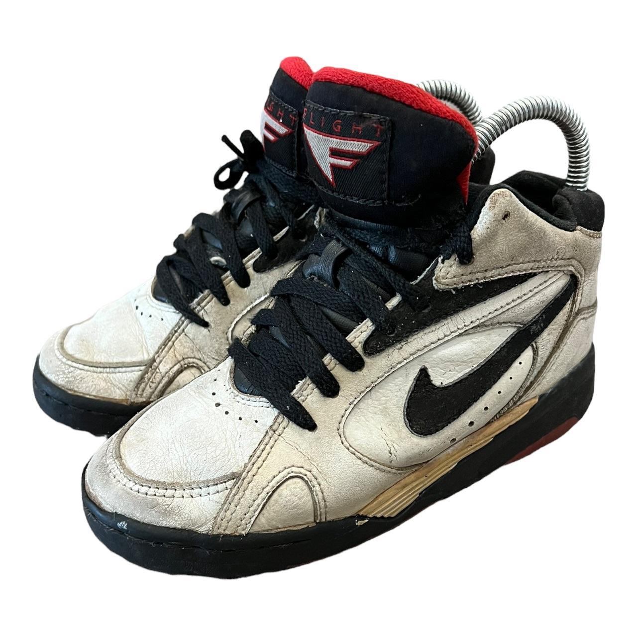 Baron Rommelig Adviseren VINTAGE 1993 Nike Air Flight Basketball Shoes... - Depop