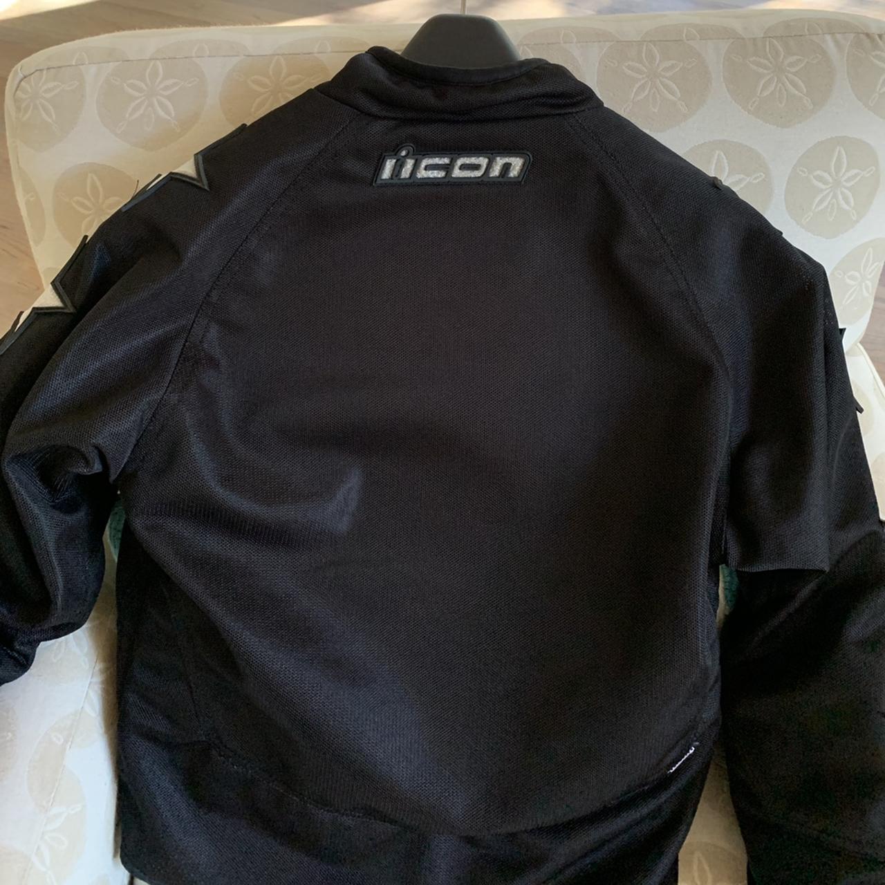 Icon Brand Women's Black Jacket (4)