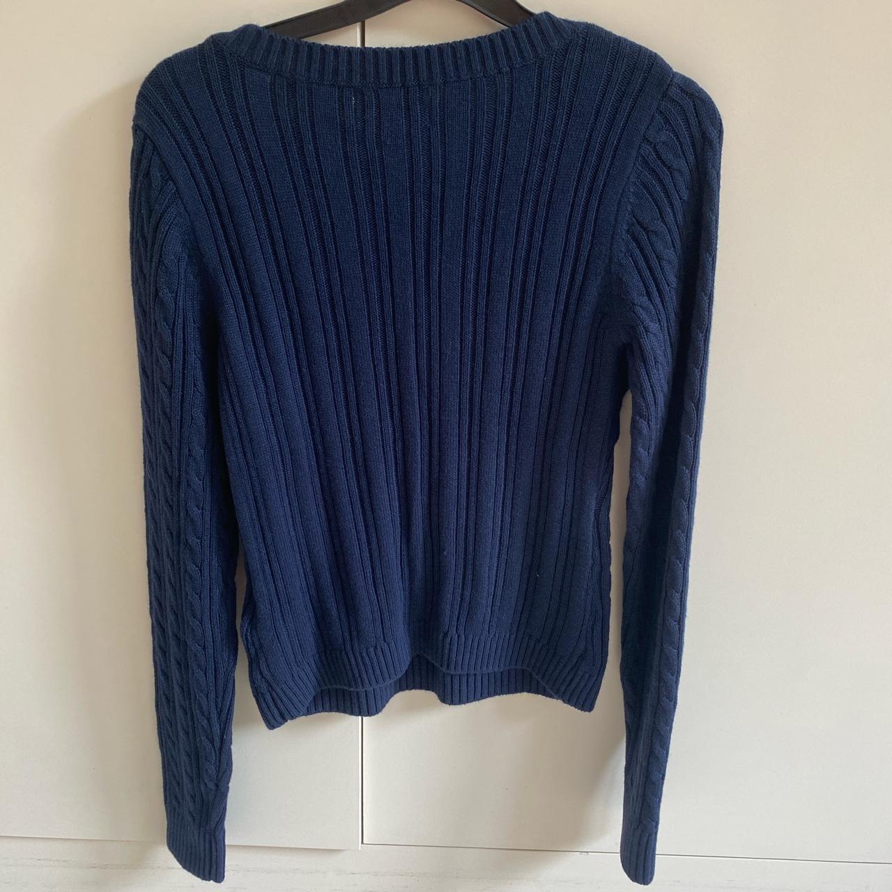 BNWT Hollister V neck cable in navy. Size... - Depop