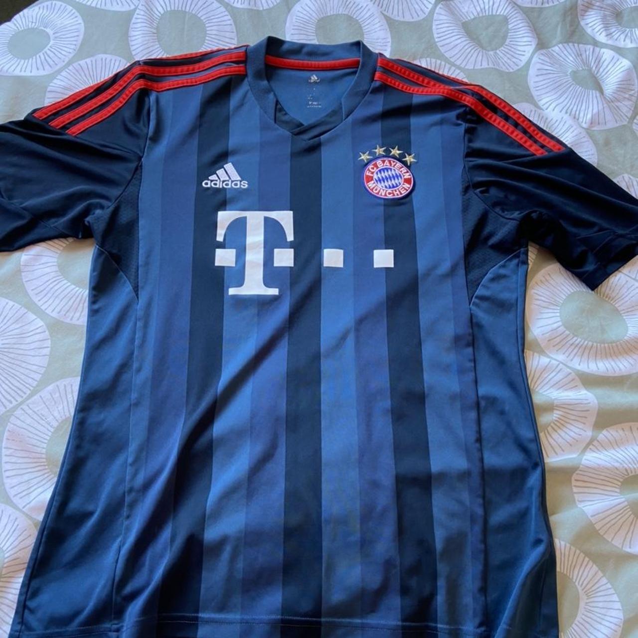 BAYERN MUNICH 2013/14 vintage third