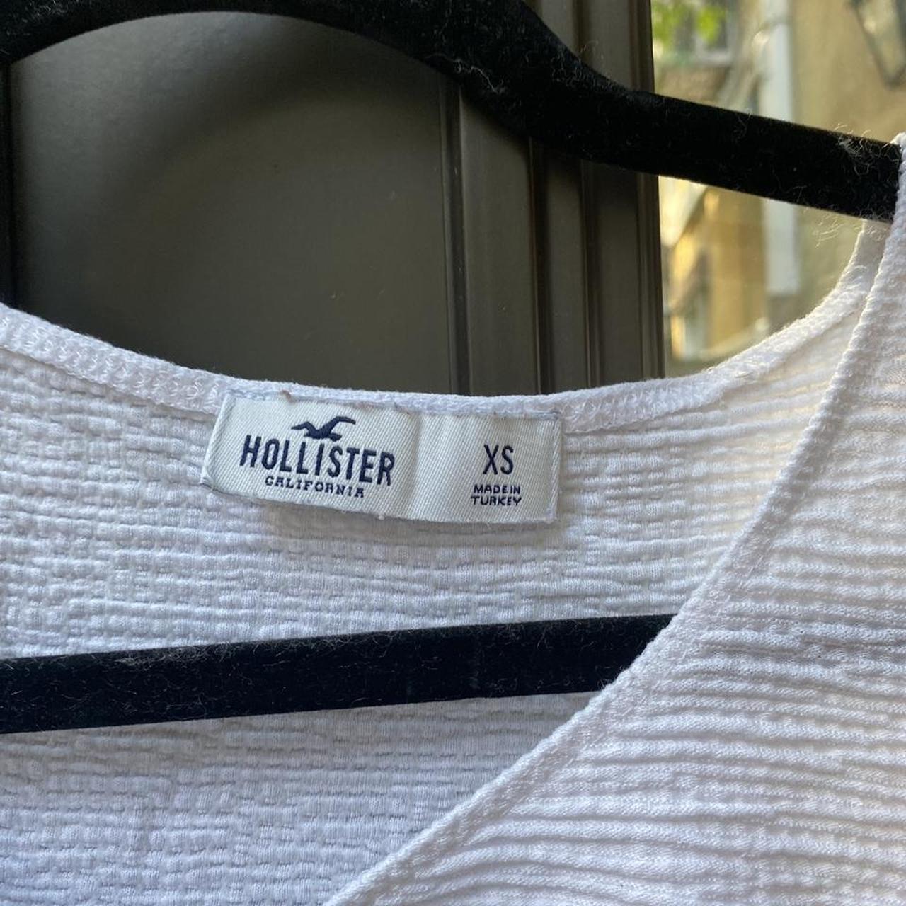 Hollister Co. Women's White Crop-top | Depop