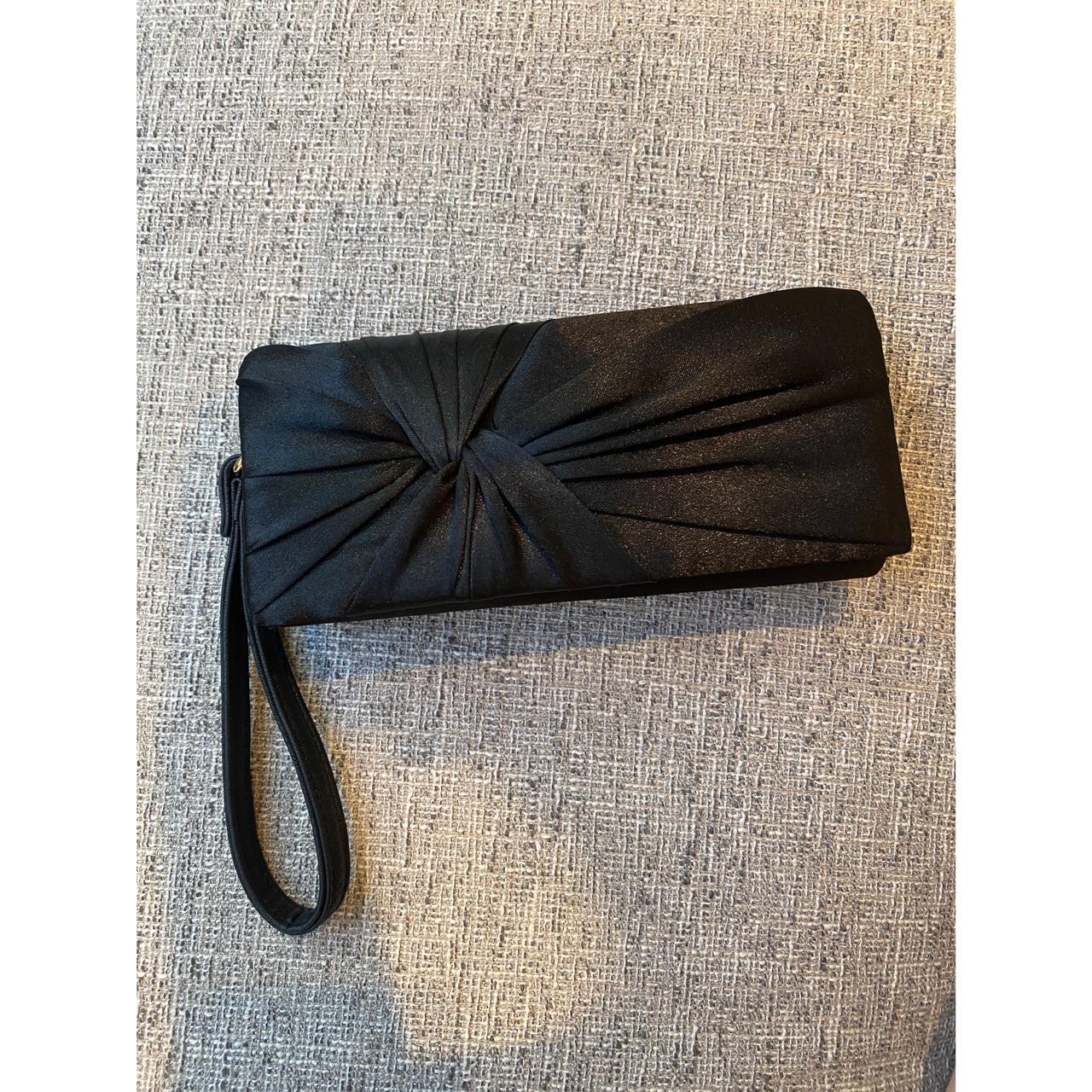 Price just reduced Charming Charlie clutch Depop