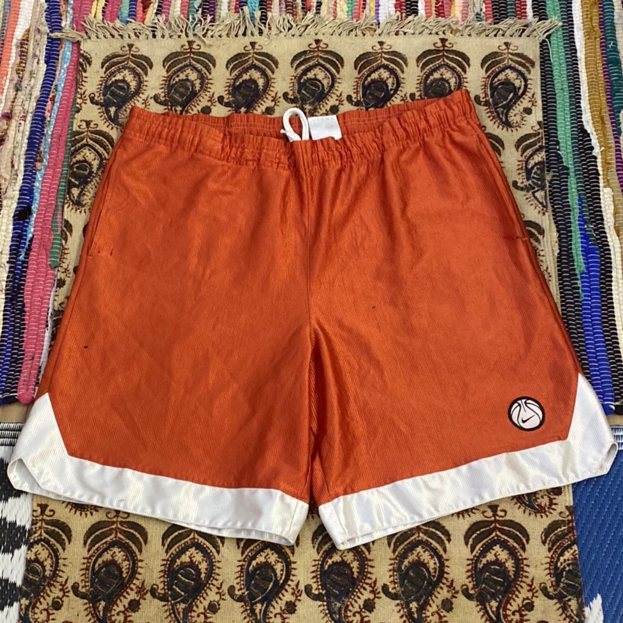 Vintage Nike Swingman Chicago Bulls Shorts Pretty - Depop