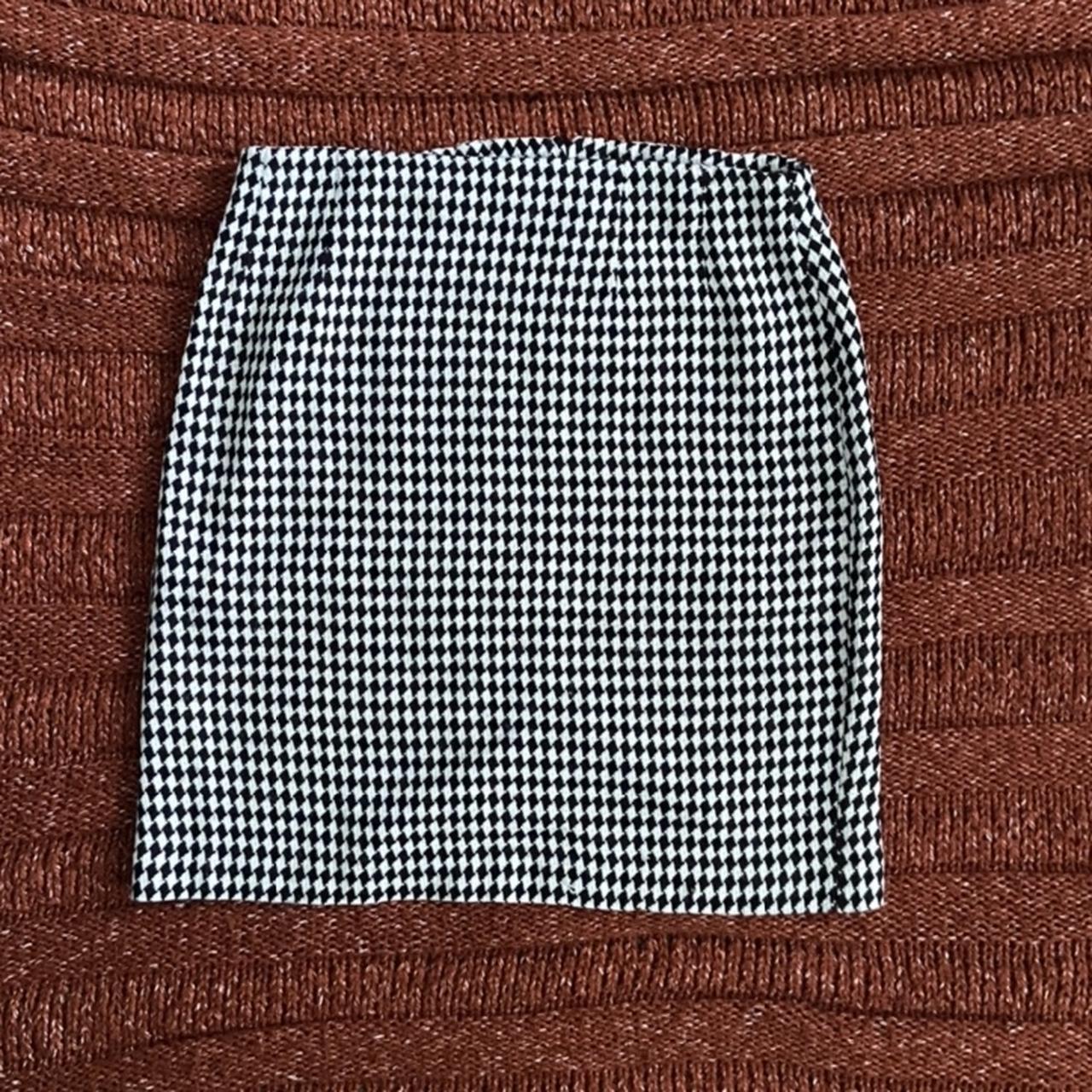 Jessica Howard Women's Black and White Skirt