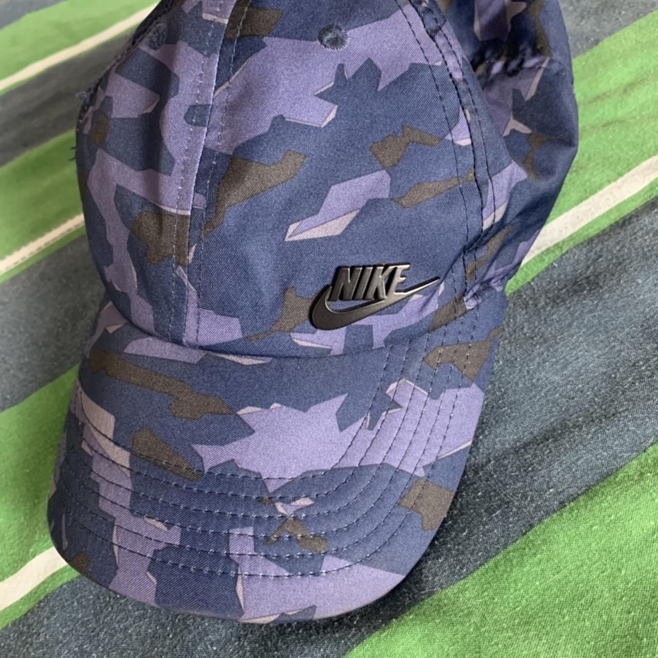 nike camo snapback