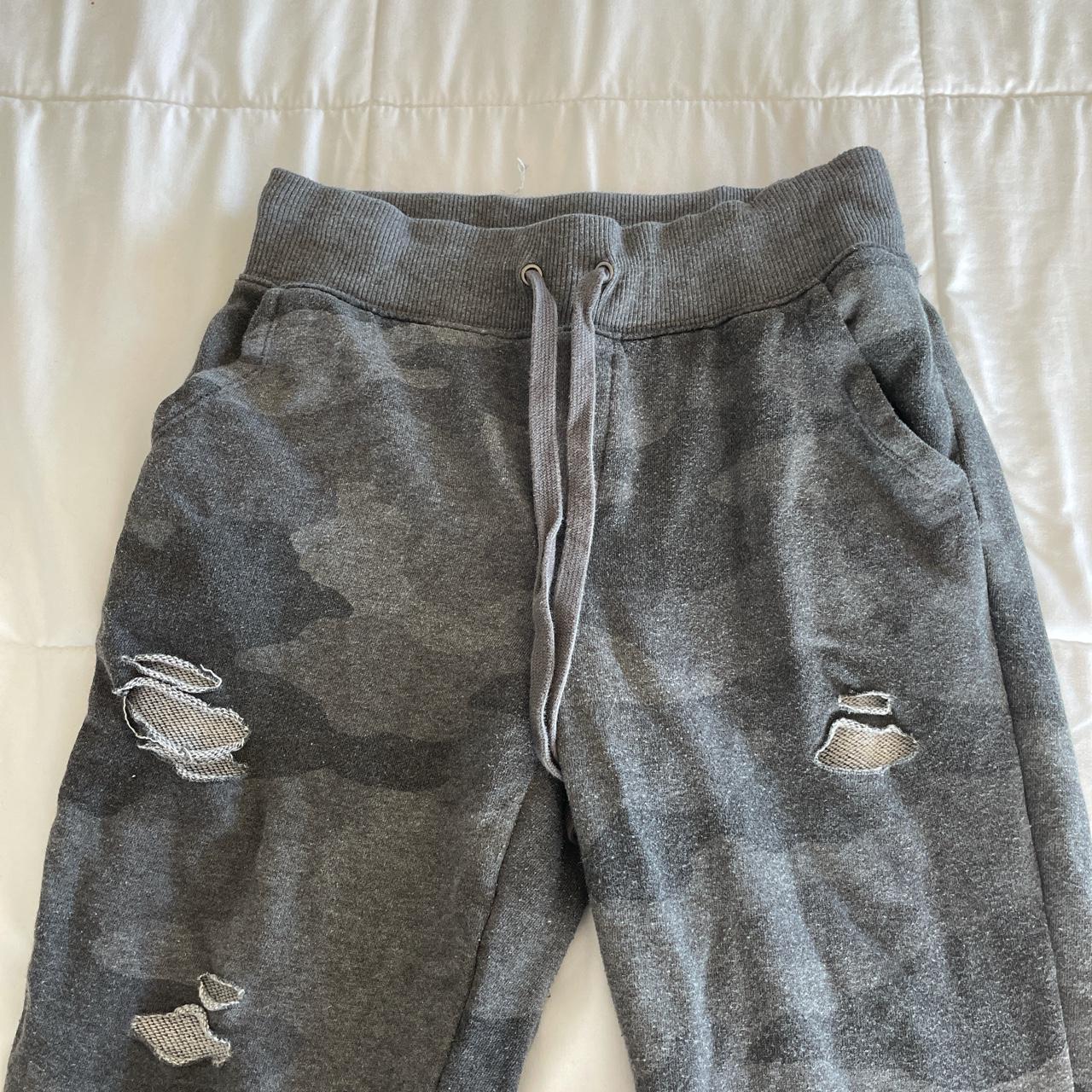 aerie distressed camo joggers size small aerie