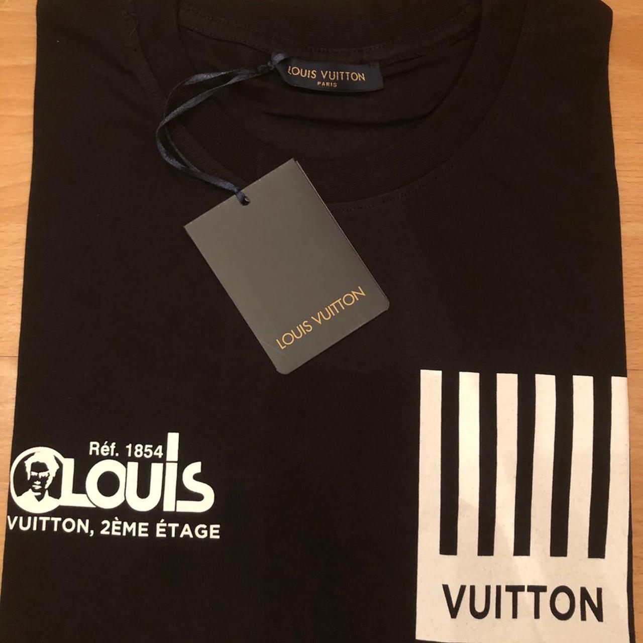 LOUIS VUITTON T SHIRT Men's Louis Vuitton cream t - Depop