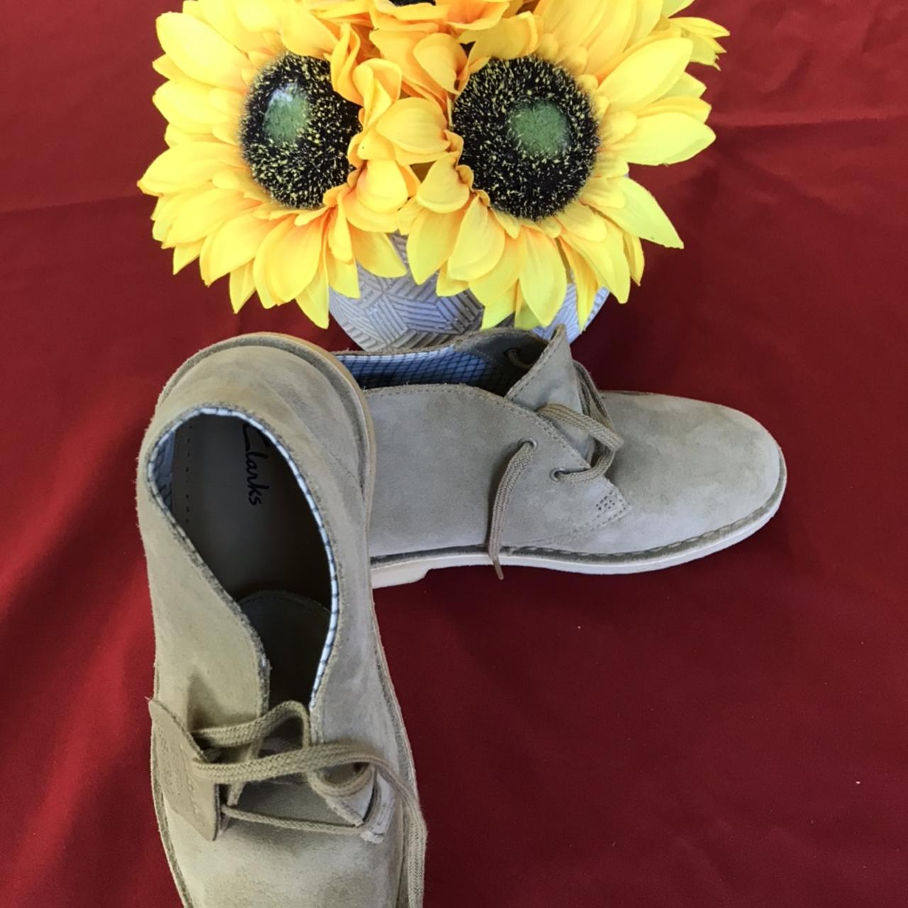 clarks desert boots oakwood suede