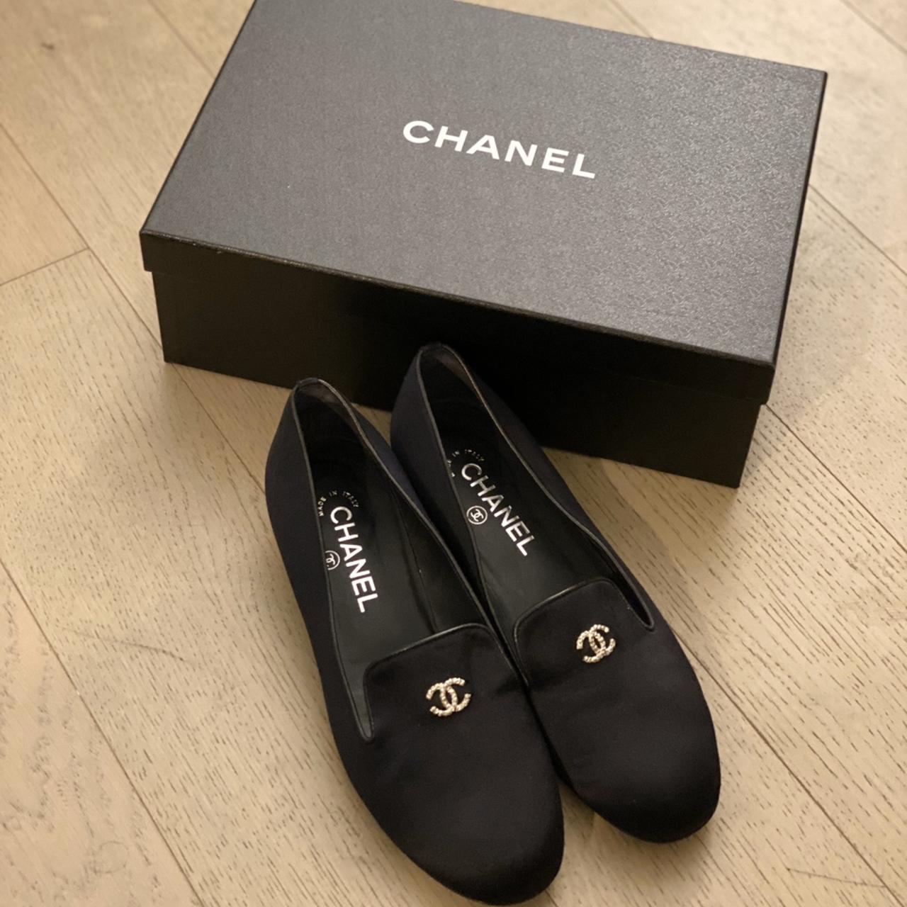 Chanel Loafers with pearls VERY ELEGANT!!, Only worn