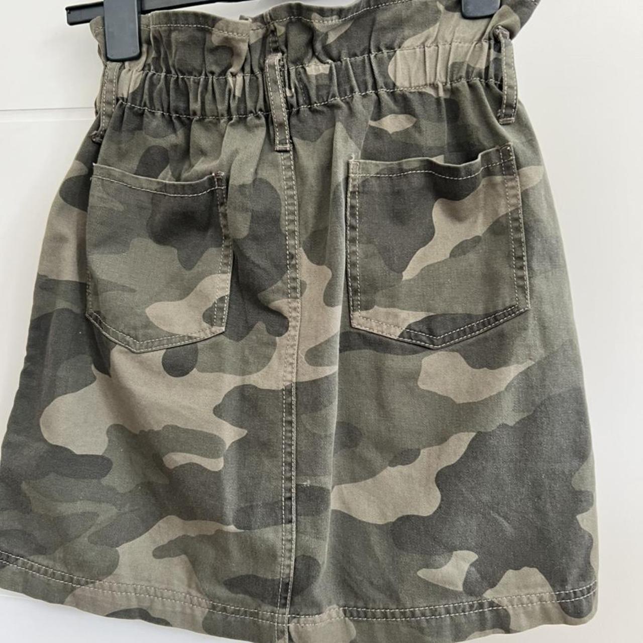 Camouflage skirt river island best sale