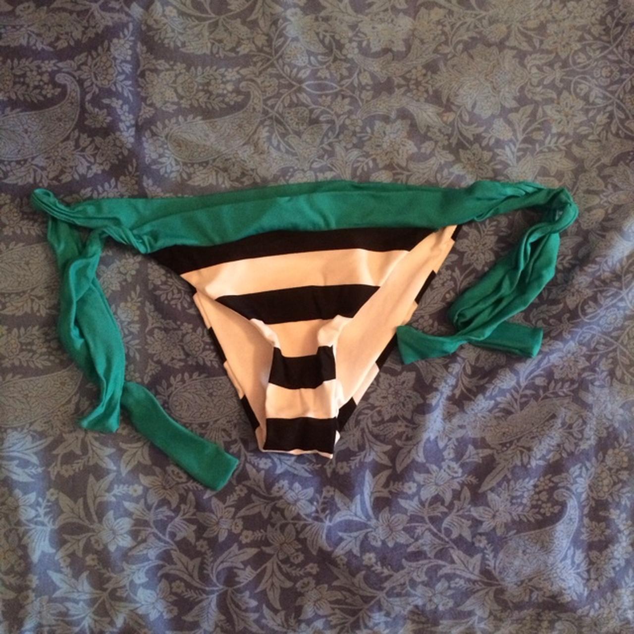 Slip calzedonia taglia 1 utilizzato una volta :) ss... - Depop