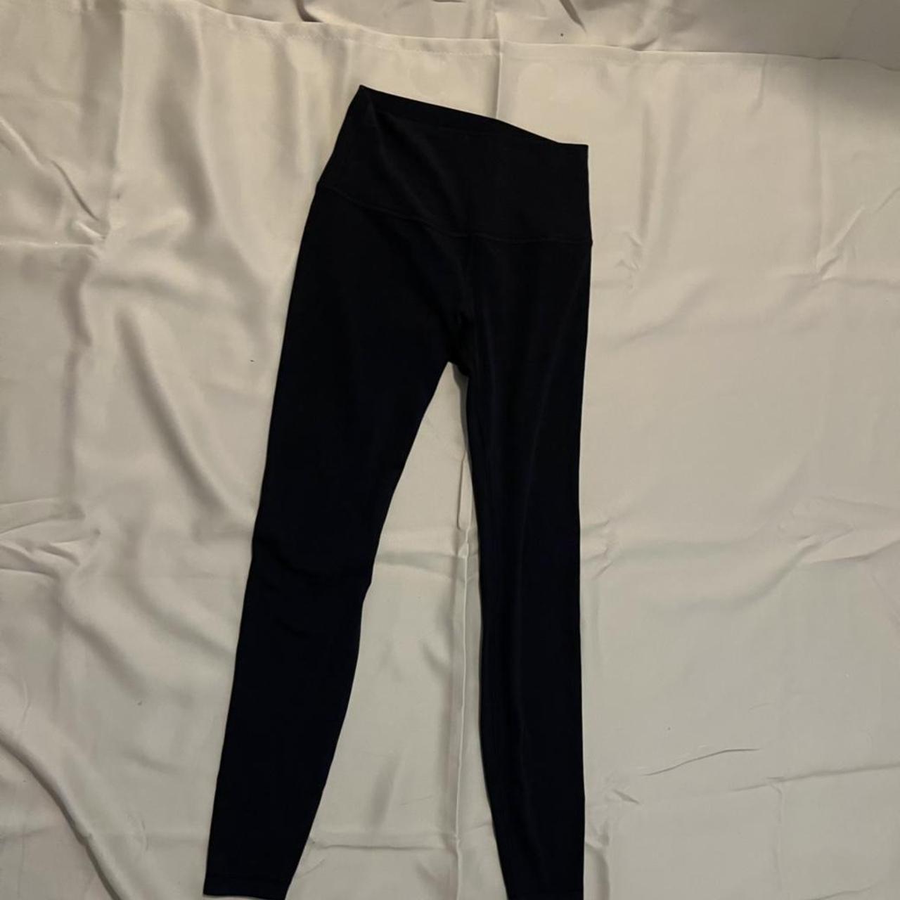 size 6 lululemon wunder under leggings, worn once - Depop