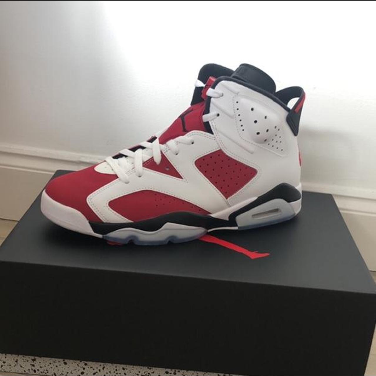 carmine 6 size 9