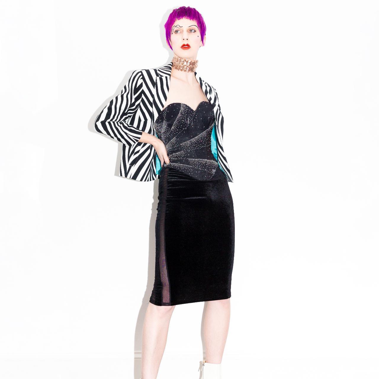 Product Image 2 - CRUELLA EAT YOUR HEART OUT
Black